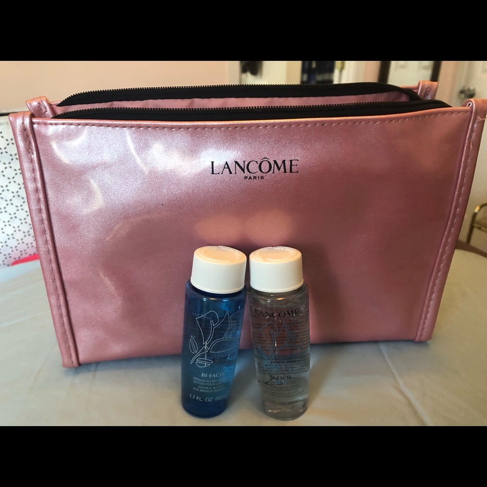 ❤️❤️5/$25 ❤️❤️❤️ Lancôme cosmetic bag